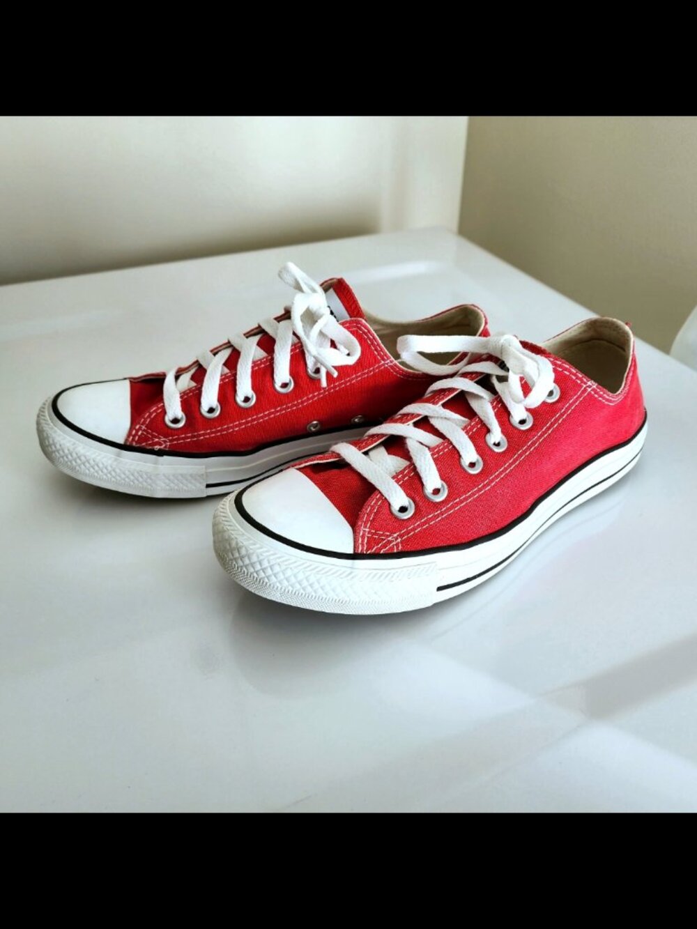Red Converse Chuck Taylor All Star Low Top Sneakers Women's 9 Men's 7